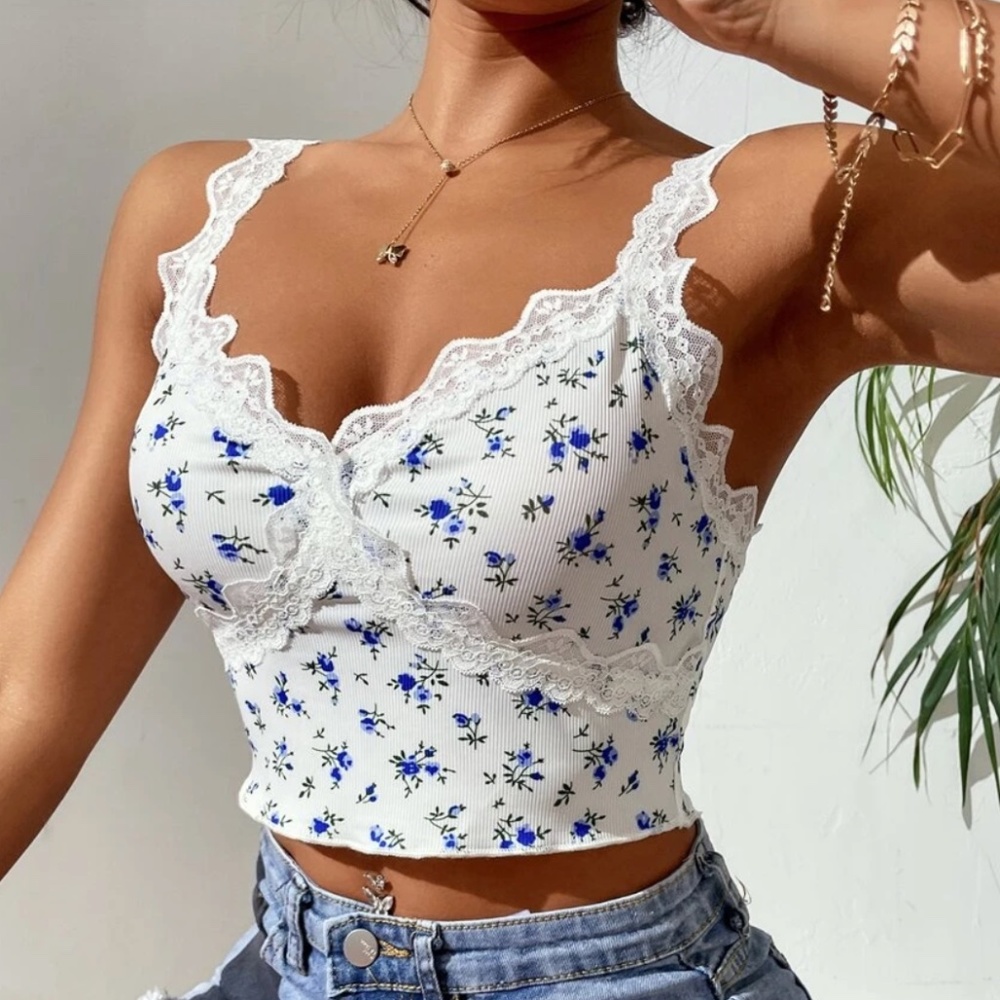 Ditsy Floral Lace Trim Cami Top- White